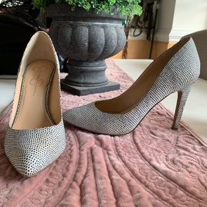 Jessica Simpson point toe pumps